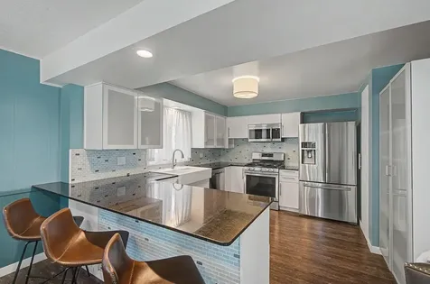2725 Parkview Boulevard Robbinsdale MN 55422