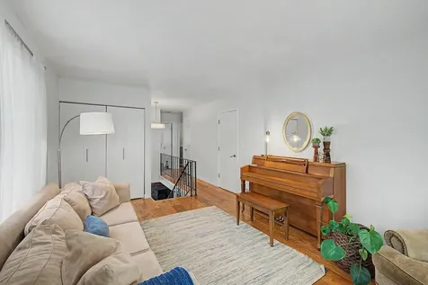2725 Parkview Boulevard Robbinsdale MN 55422