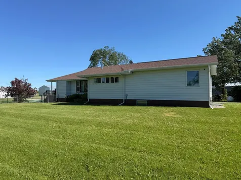 45268 State Highway 11 Roseau MN 56751
