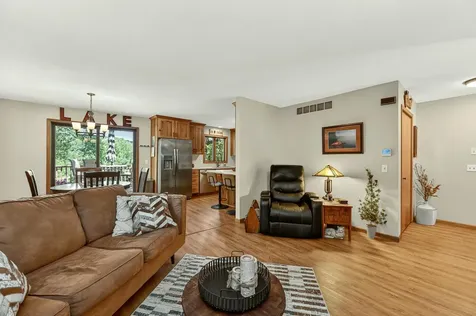 40148 Ryans Bay Road Zumbro Falls MN 55991