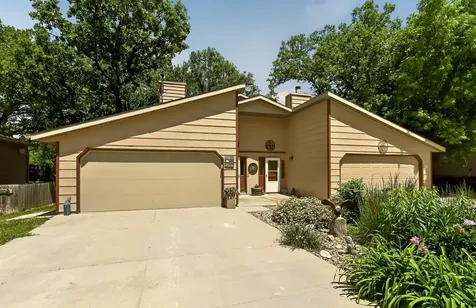 40148 Ryans Bay Road Zumbro Falls MN 55991