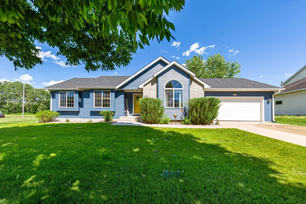 1555 Cornerstone Lane Owatonna MN 55060