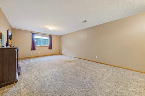 1555 Cornerstone Lane Owatonna MN 55060