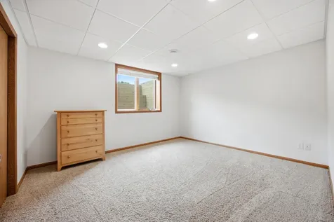 1516 3rd Street E West Fargo ND 58078