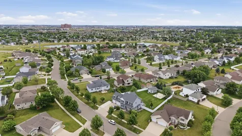 1516 3rd Street E West Fargo ND 58078