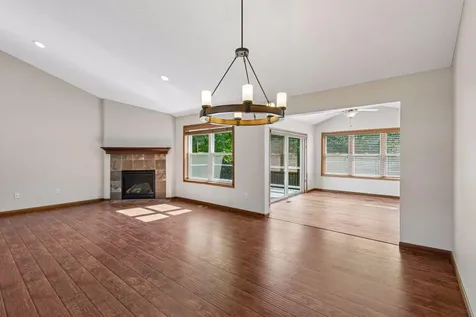 11763 Erskin Circle Blaine MN 55449