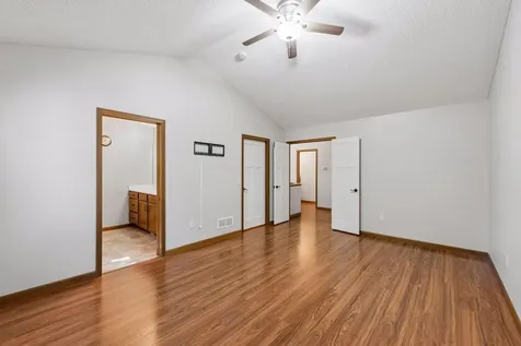 11763 Erskin Circle Blaine MN 55449