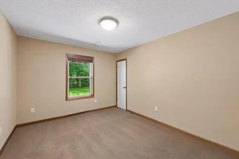 11763 Erskin Circle Blaine MN 55449