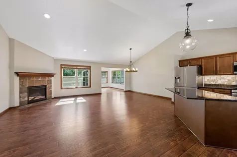 11763 Erskin Circle Blaine MN 55449