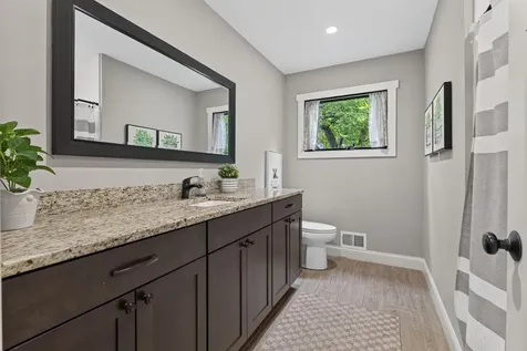 10351 Wildwood Circle Bloomington MN 55437