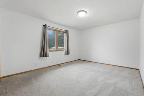 4515 165th Avenue NW Andover MN 55304