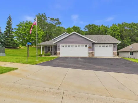 2211 Ridgedale Drive SE Alexandria MN 56308