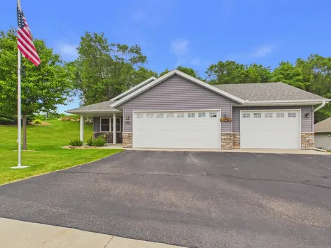 2211 Ridgedale Drive SE Alexandria MN 56308