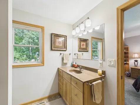 2211 Ridgedale Drive SE Alexandria MN 56308