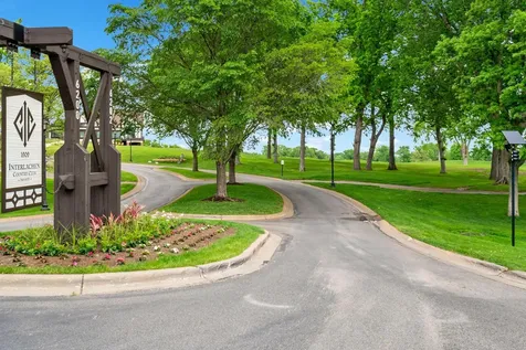 5801 Interlachen Edina MN 55436