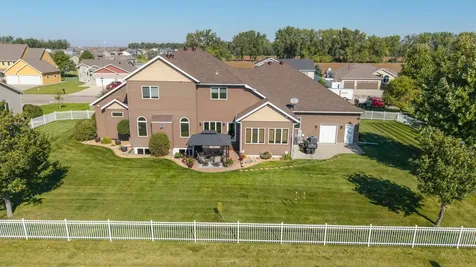 1007 6 Avenue NE Dilworth MN 56529