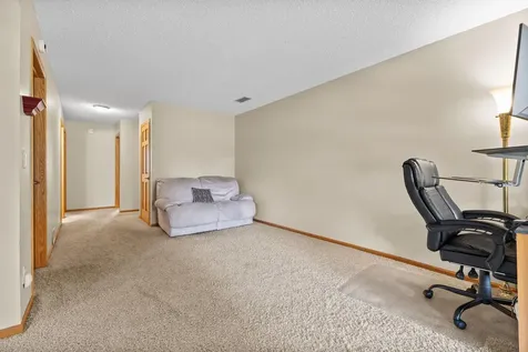 20075 Uplander Street NW Oak Grove MN 55011