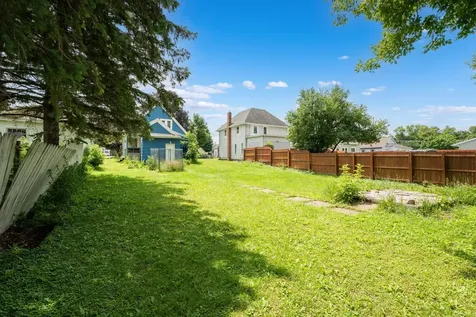 109 5th Street NE Stewartville MN 55976