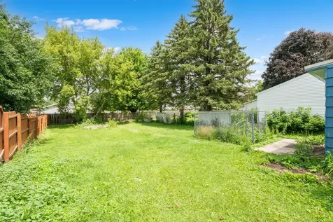 109 5th Street NE Stewartville MN 55976