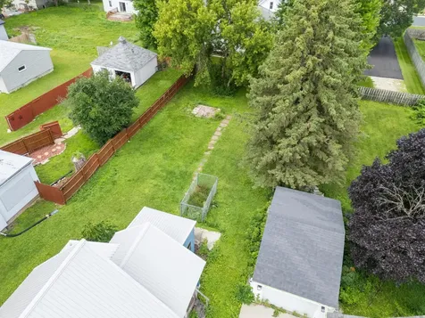 109 5th Street NE Stewartville MN 55976