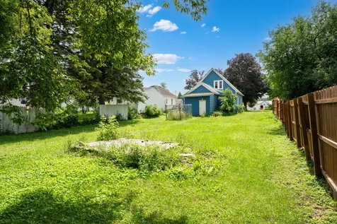 109 5th Street NE Stewartville MN 55976