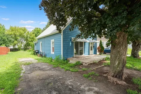 109 5th Street NE Stewartville MN 55976
