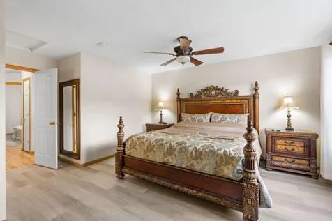 1778 Riverside Drive Shakopee MN 55379