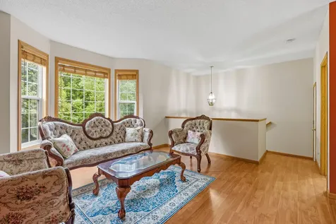 1778 Riverside Drive Shakopee MN 55379