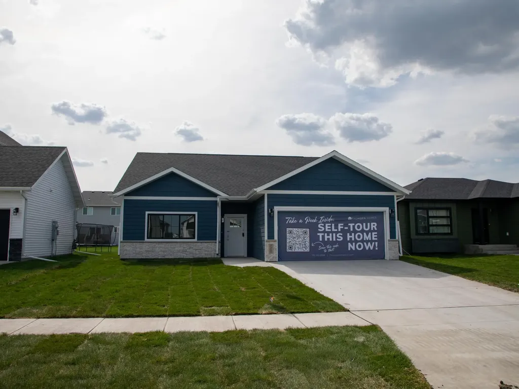 7361 26 Street S Fargo ND 58104