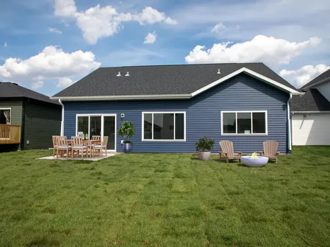 7361 26 Street S Fargo ND 58104