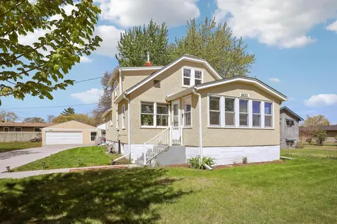 6425 Fremont Avenue N Brooklyn Center MN 55430