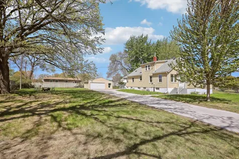 6425 Fremont Avenue N Brooklyn Center MN 55430