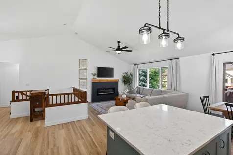 515 10th Avenue NE Lonsdale MN 55046