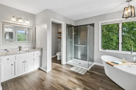 3588 Commonwealth Bay Woodbury MN 55125