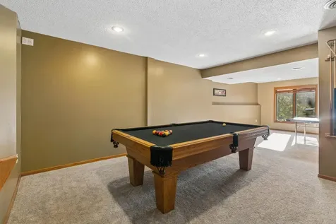 3588 Commonwealth Bay Woodbury MN 55125