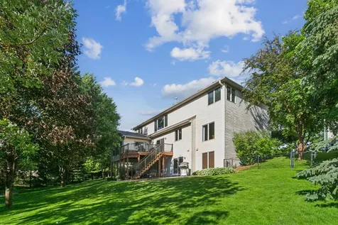 3588 Commonwealth Bay Woodbury MN 55125