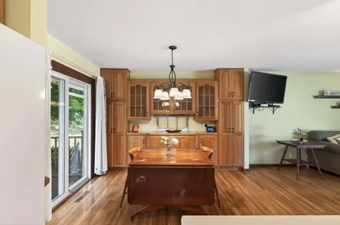 1094 Lowell Drive Apple Valley MN 55124