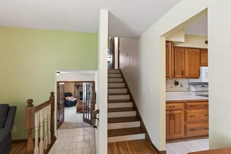 1094 Lowell Drive Apple Valley MN 55124