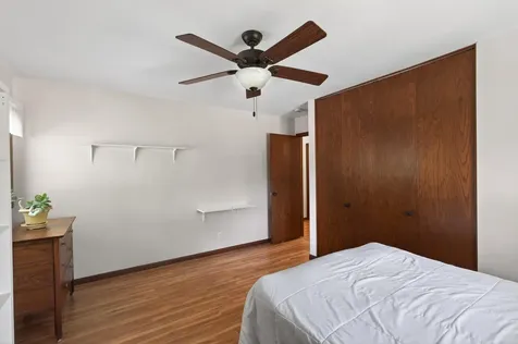 1094 Lowell Drive Apple Valley MN 55124