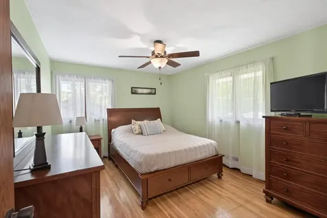 1094 Lowell Drive Apple Valley MN 55124