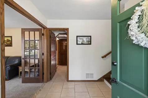 1094 Lowell Drive Apple Valley MN 55124
