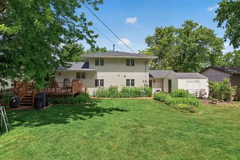 1094 Lowell Drive Apple Valley MN 55124
