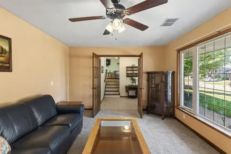 1094 Lowell Drive Apple Valley MN 55124