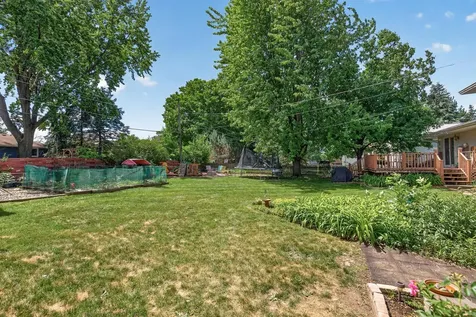 1094 Lowell Drive Apple Valley MN 55124