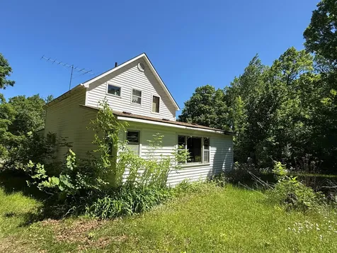 36899 County Road 322 Cohasset MN 55721
