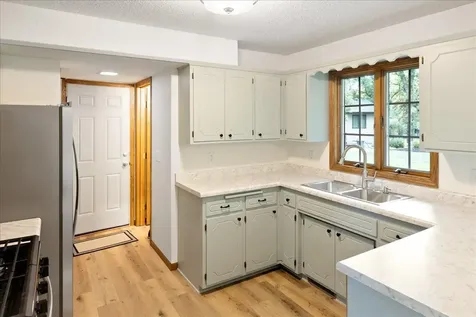 221 Jerry Liefert Drive Monticello MN 55362
