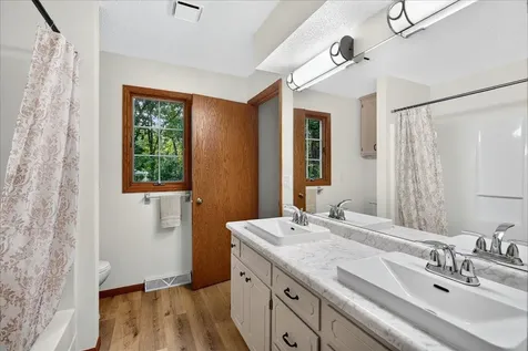 221 Jerry Liefert Drive Monticello MN 55362