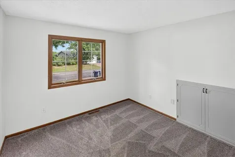 221 Jerry Liefert Drive Monticello MN 55362