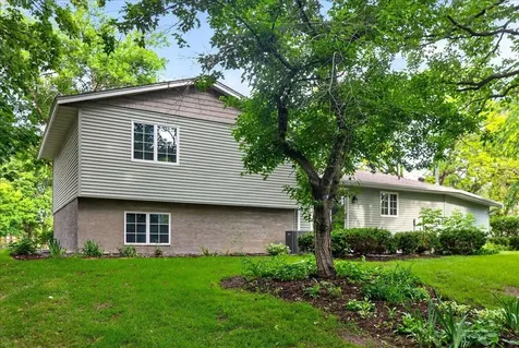221 Jerry Liefert Drive Monticello MN 55362