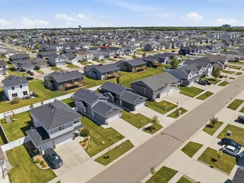 1034 29th Avenue W West Fargo ND 58078